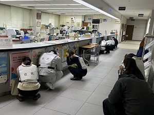 職員と来庁者の避難状況